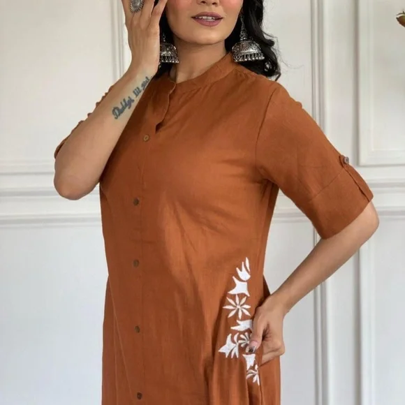 Rust Brown Button-Down Kurta Set - Picture 2 of 3